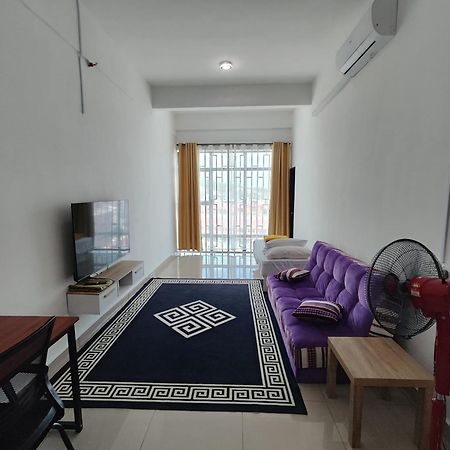 Homestay Studio Apartment Bentara Suite, Kompleks Mutiara Gua Musang Exteriér fotografie